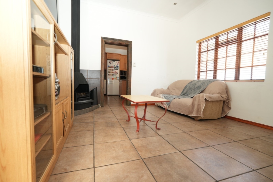 4 Bedroom Property for Sale in Wynberg Western Cape